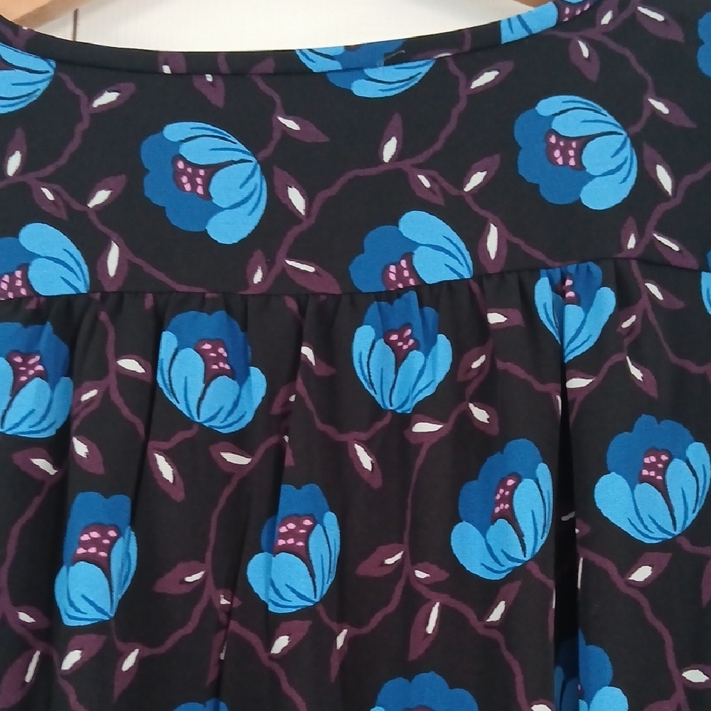 LOFT Dress. EUC - Picture 8 of 12